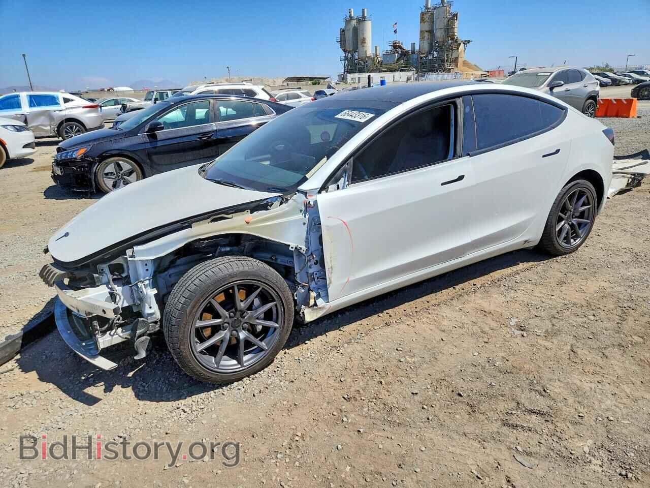 Фотография 5YJ3E1EAXPF402190 - TESLA MODEL 3 2023