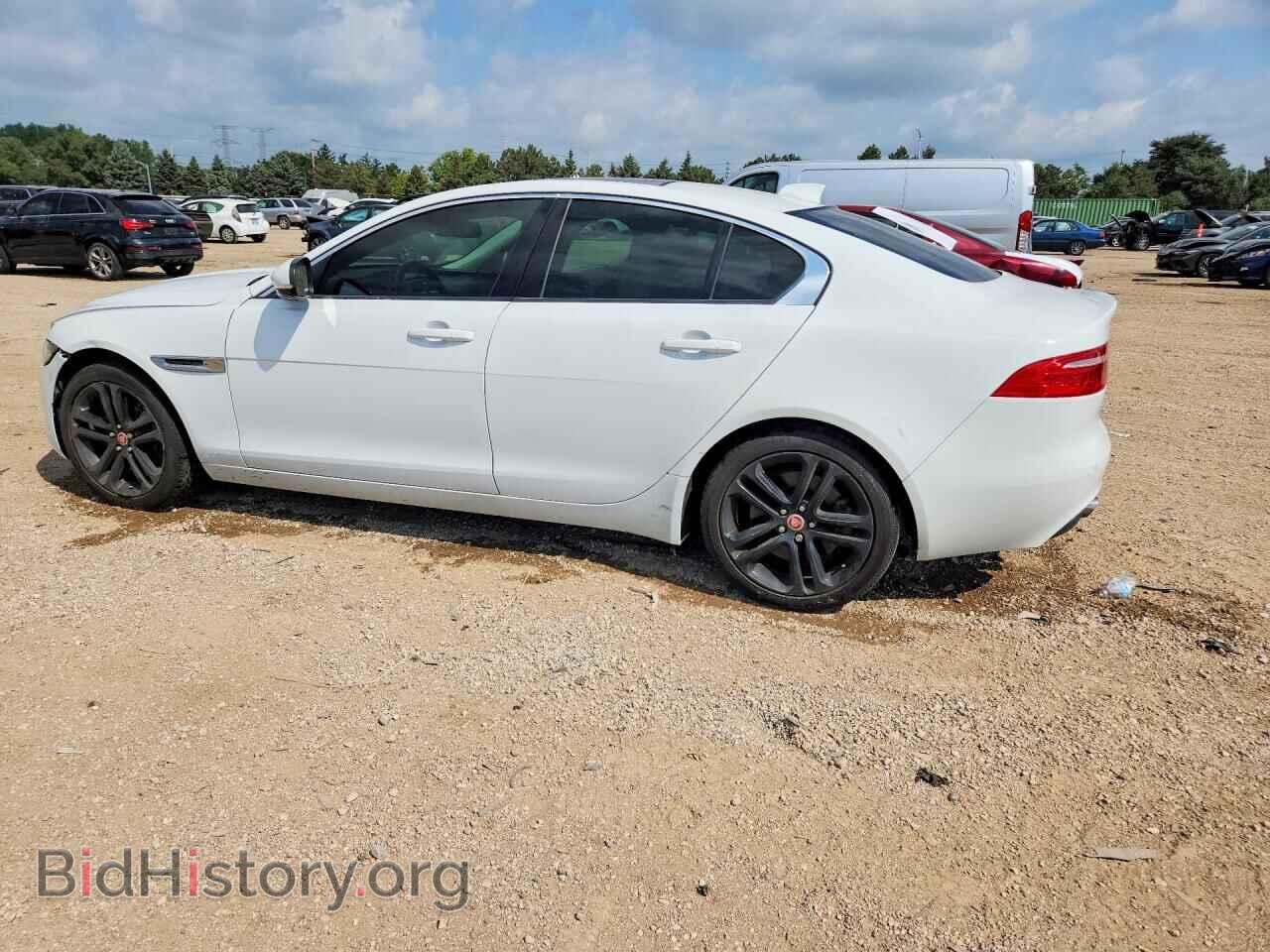 2017 JAGUAR XE - VIN: SAJAJ4BV1HA970710 - Photo 2