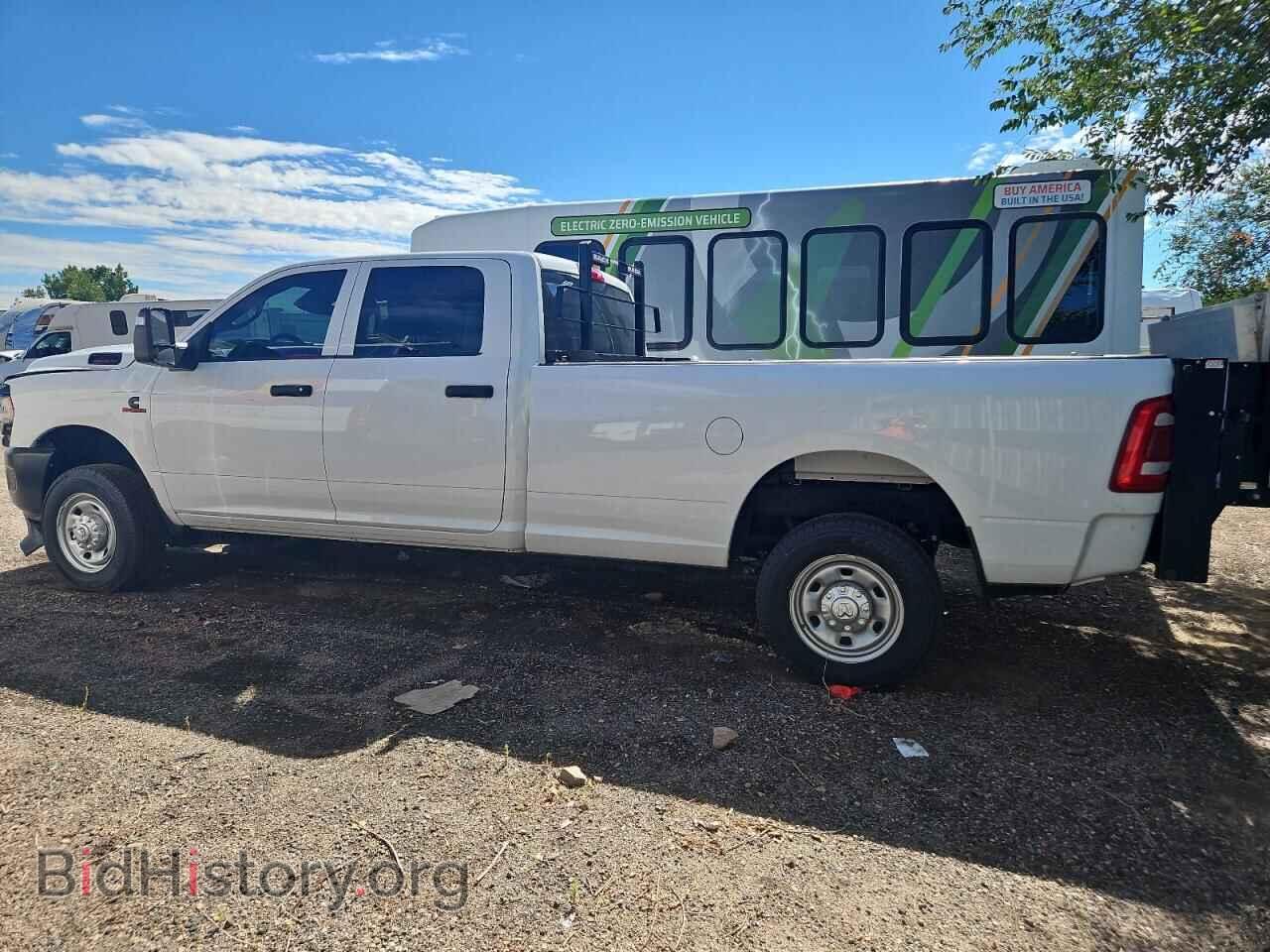 2023 RAM 2500 - VIN: 3C6UR5HL9PG562124 - Фото 2