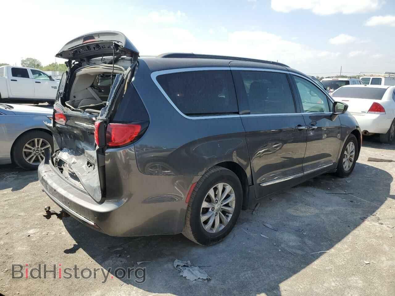2017 CHRYSLER PACIFICA - VIN: 2C4RC1BG2HR785931 - Photo 3