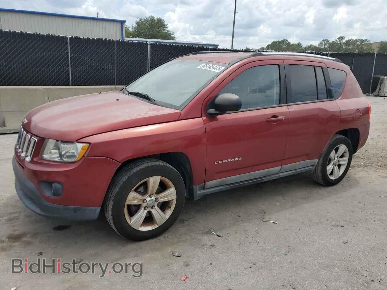 Photo 1J4NT1FB9BD139268 - JEEP COMPASS 2011