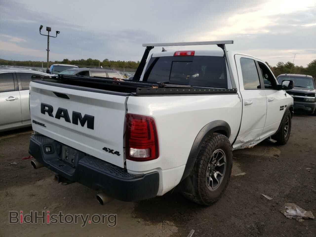 2018 RAM 1500 - VIN: 1C6RR7YT2JS135207 - Фото 4