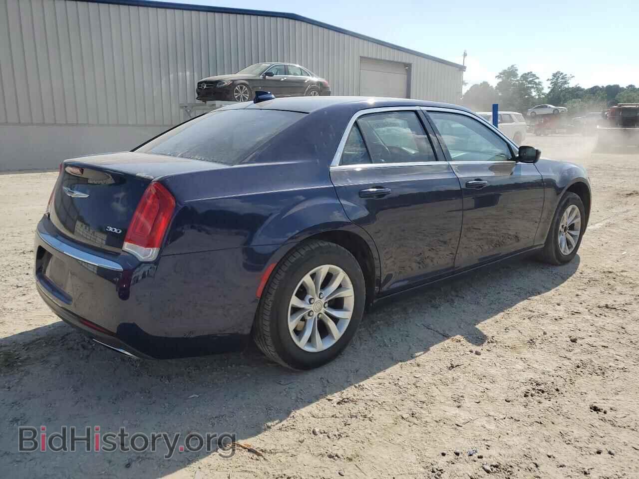2015 CHRYSLER 300 - VIN: 2C3CCAAG4FH876083 - Фото 3