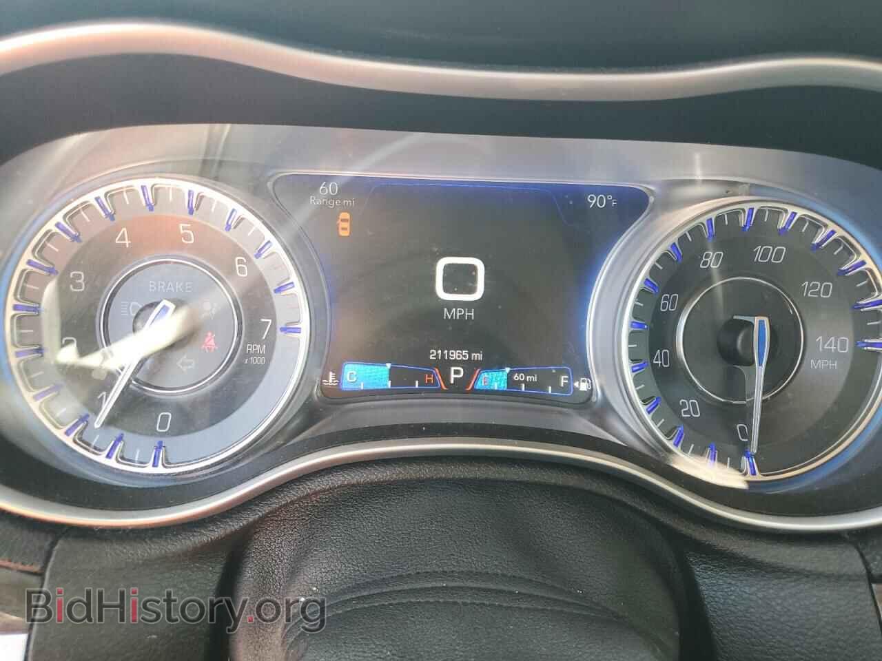 2015 CHRYSLER 300 - VIN: 2C3CCAAG4FH876083 - Фото 9
