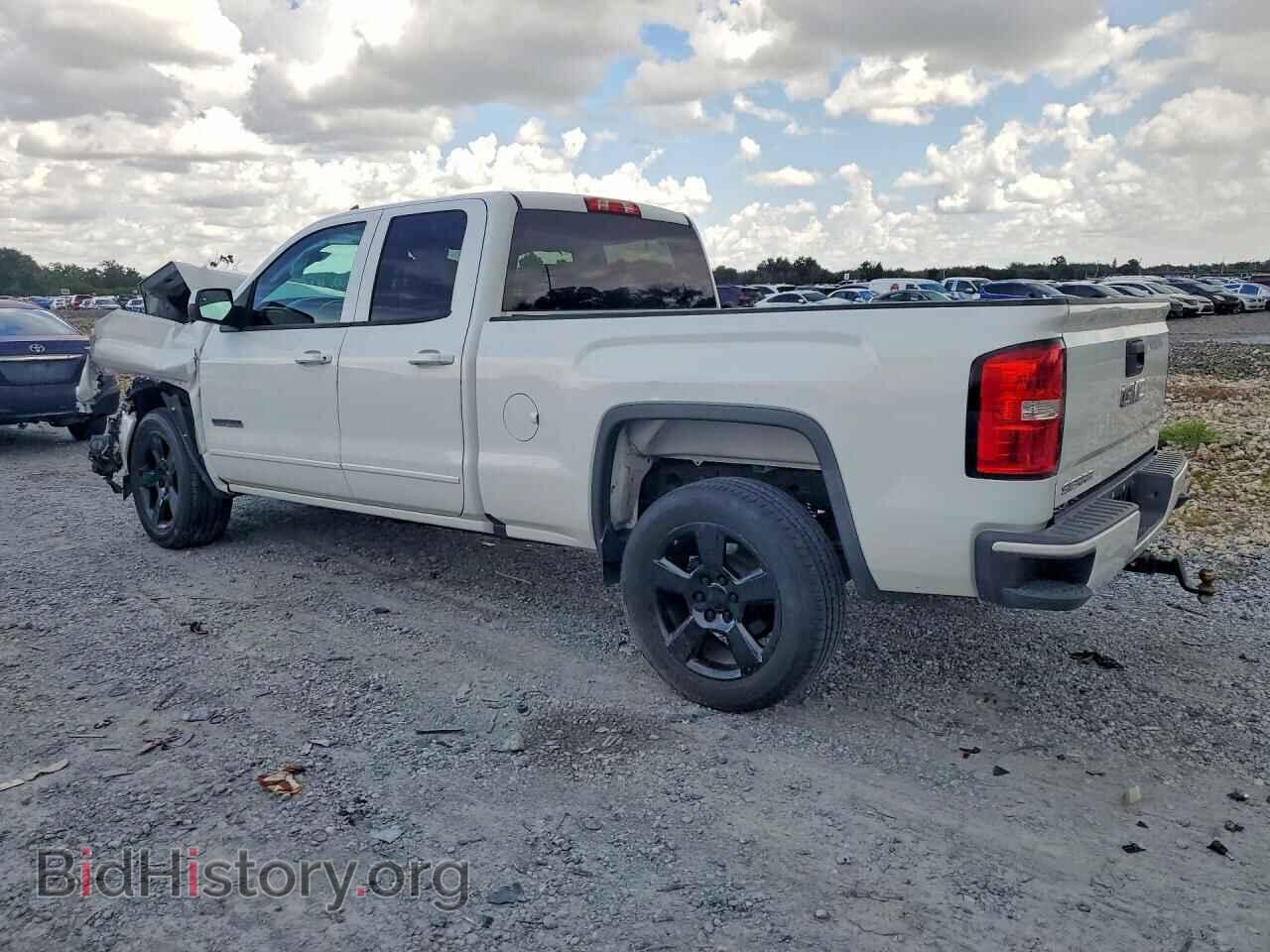2018 GMC SIERRA - VIN: 1GTR1LEC7JZ366057 - Photo 2