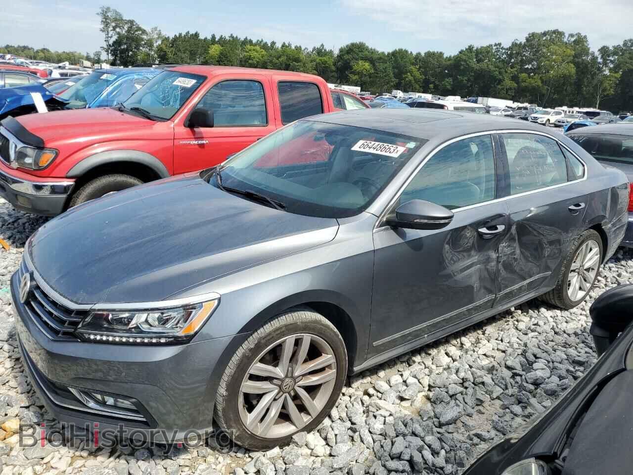 Photo 1VWGT7A35HC021537 - VOLKSWAGEN PASSAT 2017