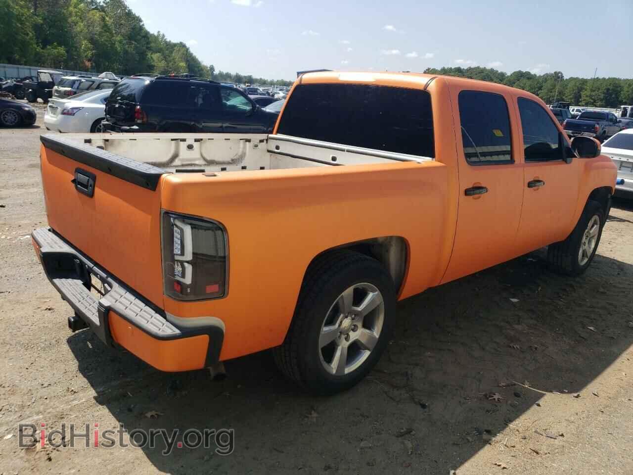 2011 CHEVROLET ALL Models - VIN: 3GCPCSE00BG374777 - Фото 3
