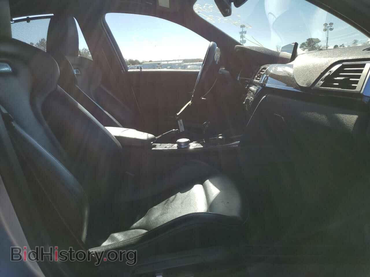 2017 BMW M3 - VIN: WBS8M9C37H5G85576 - Фото 5