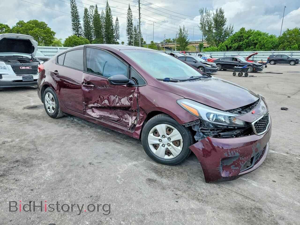 2017 KIA FORTE - VIN: 3KPFK4A73HE036355 - Photo 4