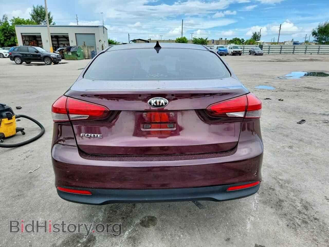 2017 KIA FORTE - VIN: 3KPFK4A73HE036355 - Photo 6