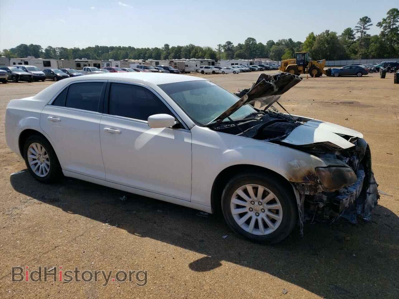 2013 CHRYSLER 300 - VIN: 2C3CCAAG6DH529156 - Фото 4