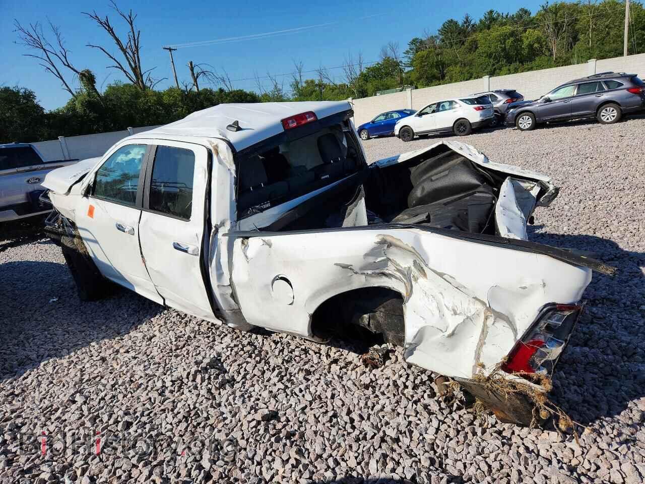 2018 RAM 1500 - VIN: 1C6RR7GT3JS259276 - Photo 2