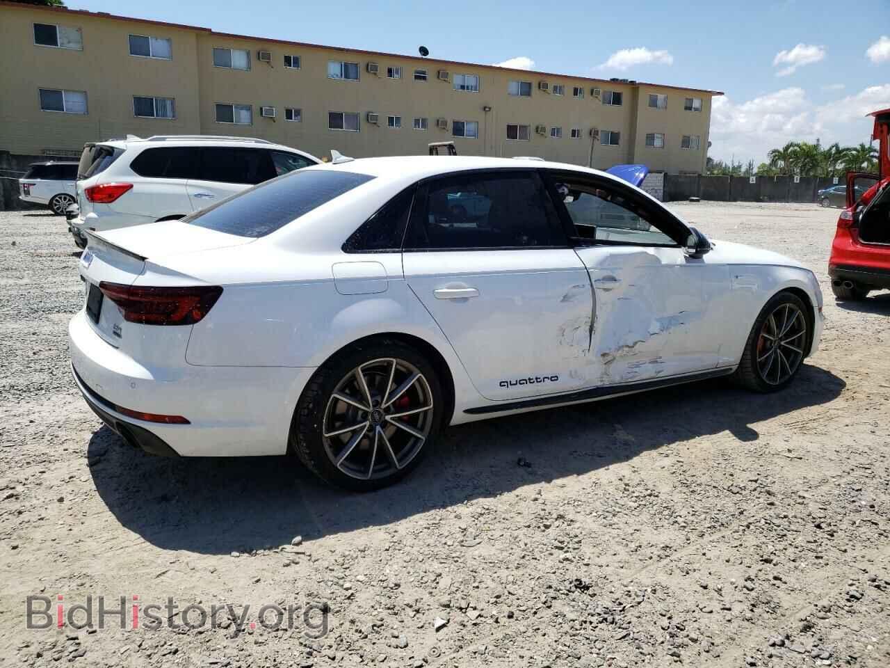 2018 AUDI A4 - VIN: WAUENAF49JA058768 - Фото 3