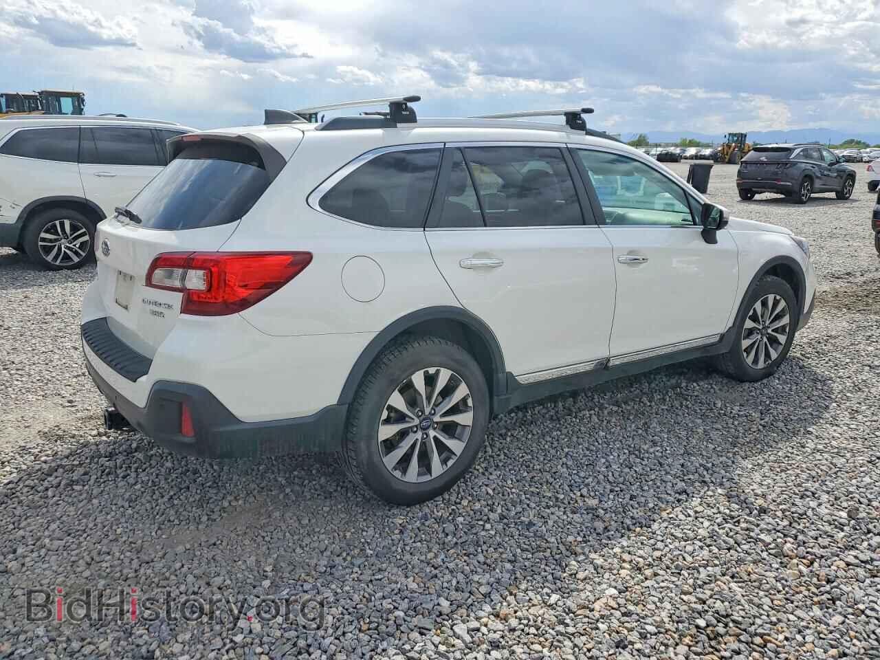 2018 SUBARU OUTBACK - VIN: 4S4BSETC8J3269493 - Photo 3