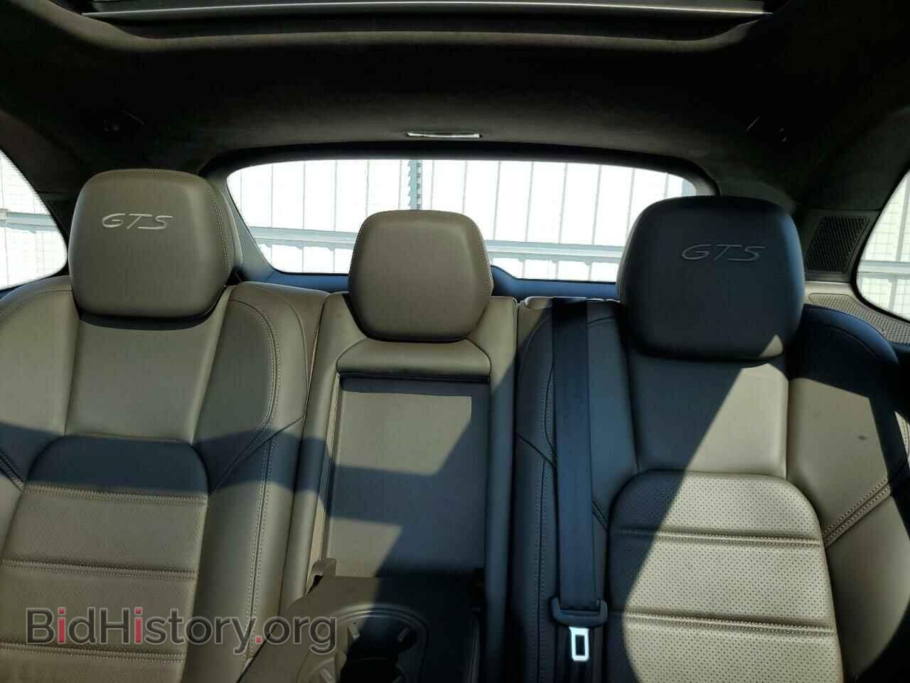 2017 PORSCHE CAYENNE - VIN: WP1AD2A27HLA80930 - Фото 10