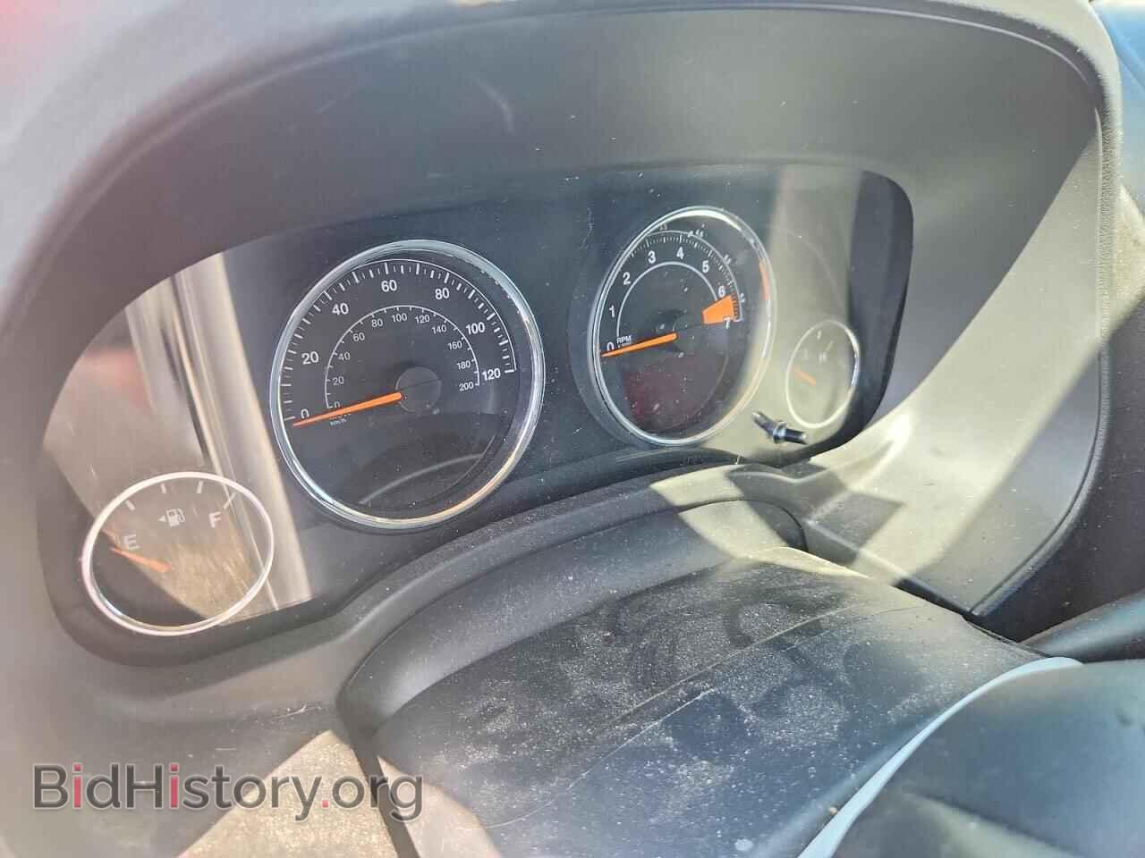 2016 JEEP COMPASS - VIN: 1C4NJCEA9GD744219 - Photo 9