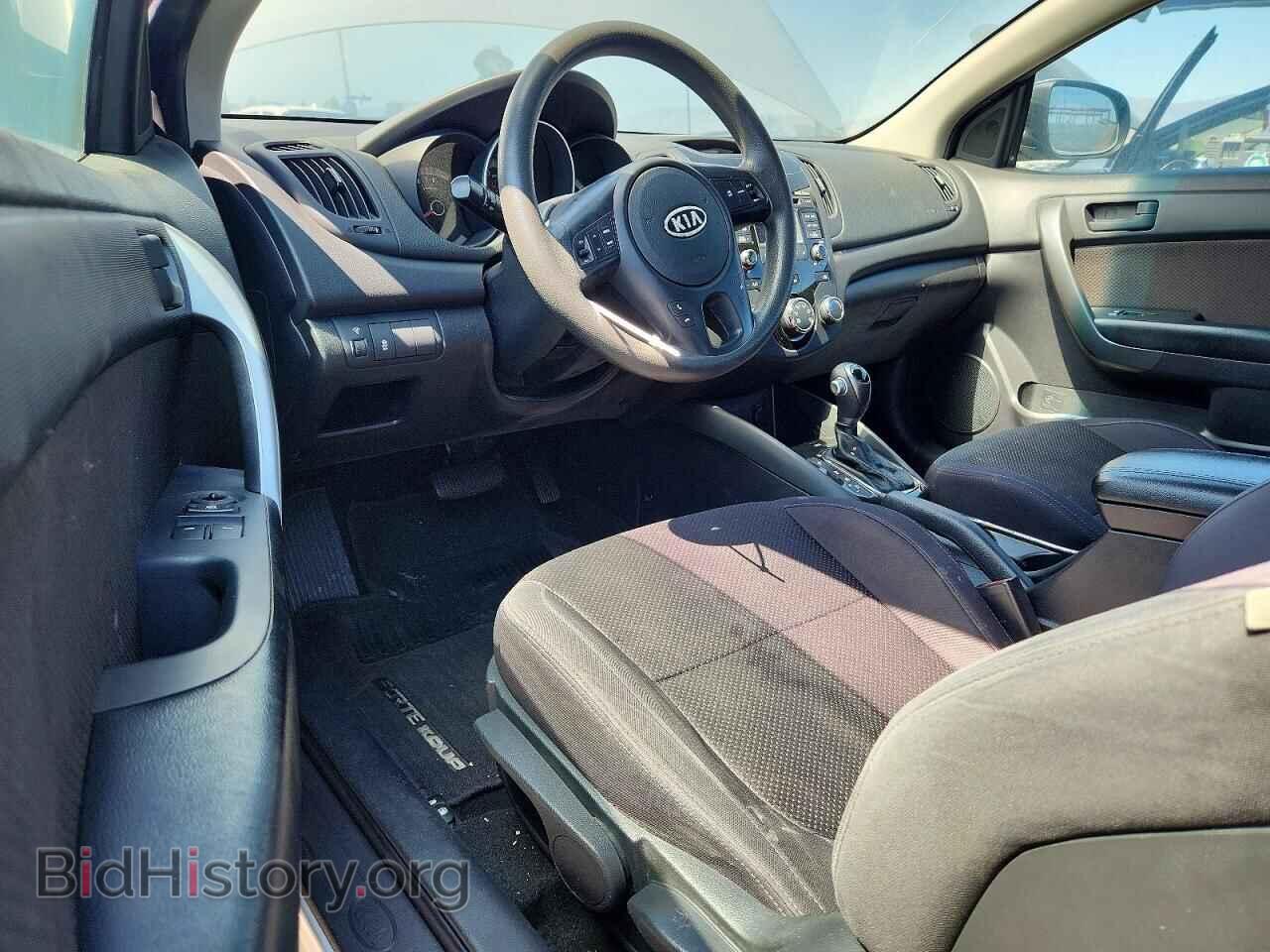 2012 KIA FORTE - VIN: KNAFU6A24C5597756 - Photo 8
