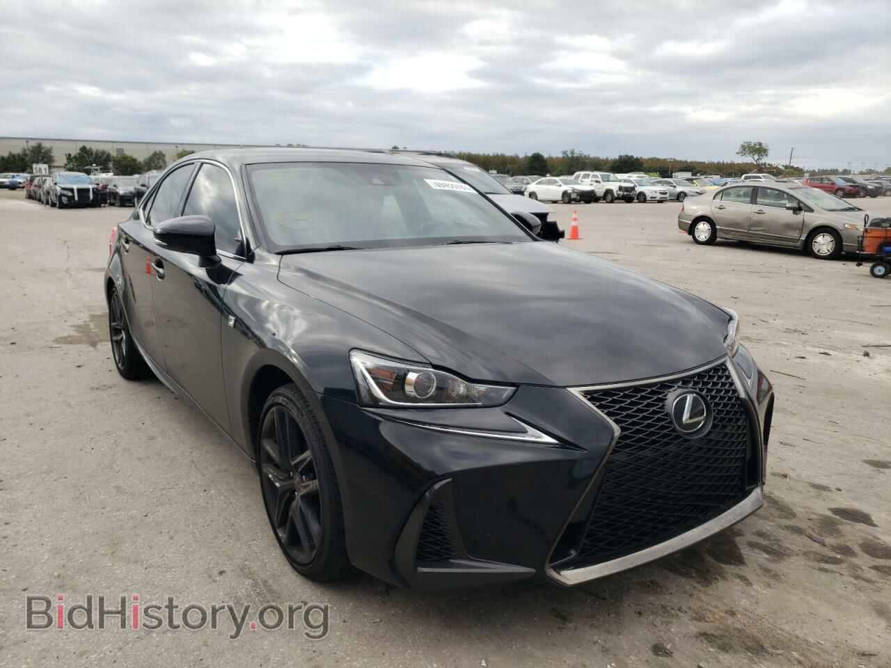 Photo JTHBA1D29H5041568 - LEXUS IS 2017