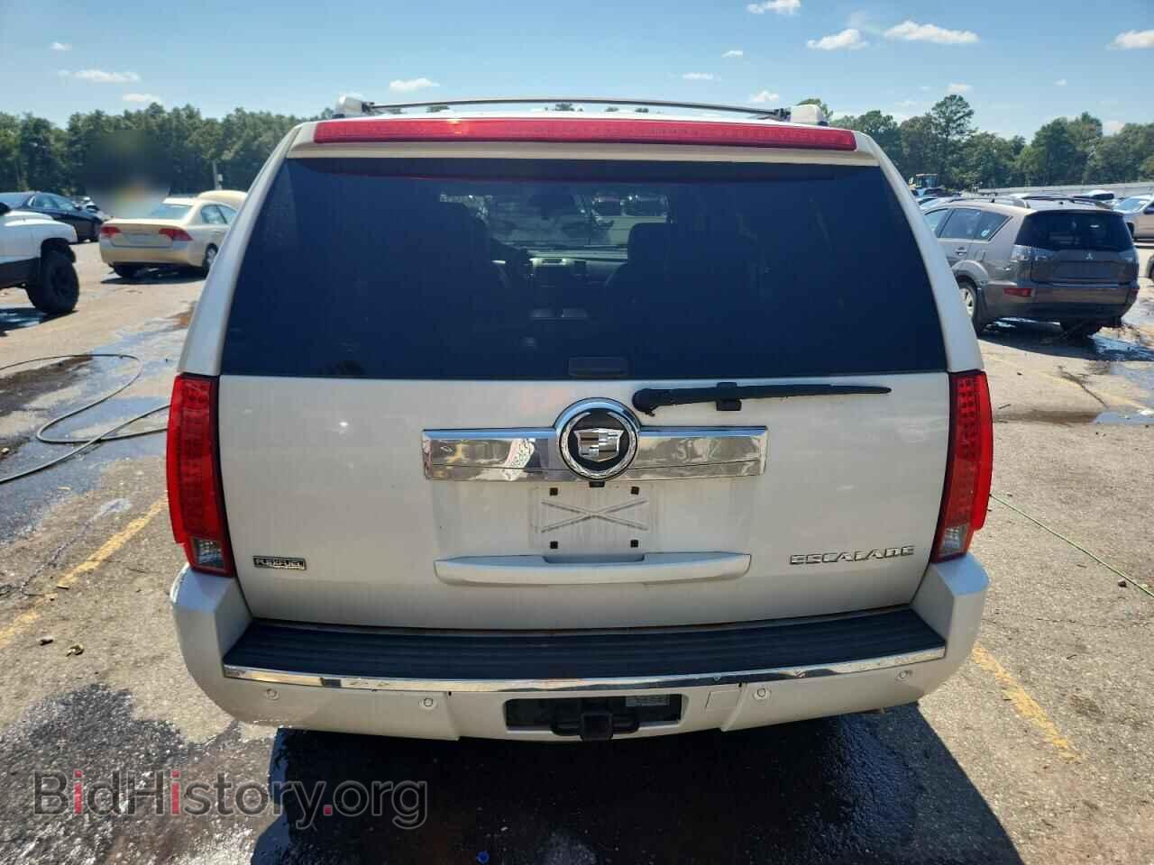 2011 CADILLAC ESCALADE - VIN: 1GYS3AEF4BR248196 - Фото 6