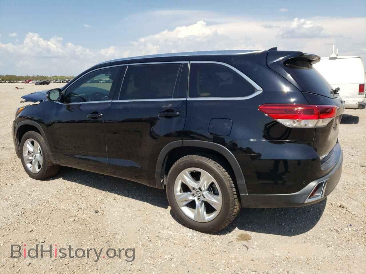 2017 TOYOTA HIGHLANDER - VIN: 5TDYZRFH2HS218332 - Фото 2