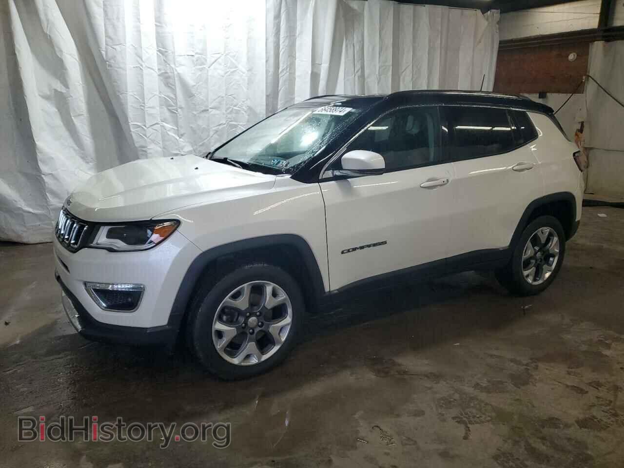 Фотография 3C4NJDCB9JT215274 - JEEP COMPASS 2018