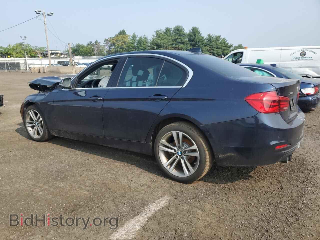 2017 BMW 3 SERIES - VIN: WBA8D9G39HNU63374 - Фото 2
