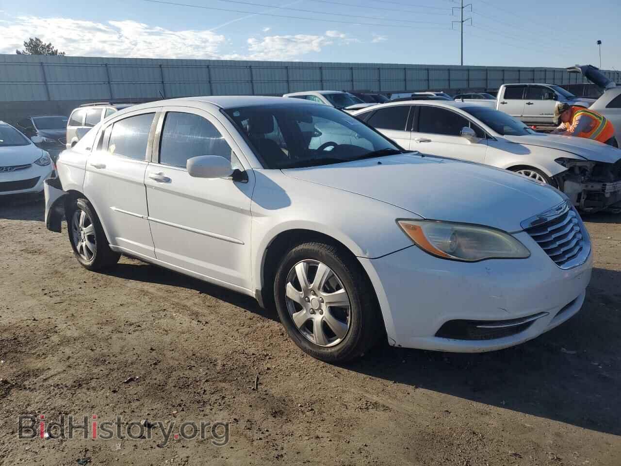 2011 CHRYSLER 200 - VIN: 1C3BC4FB4BN547380 - Фото 4