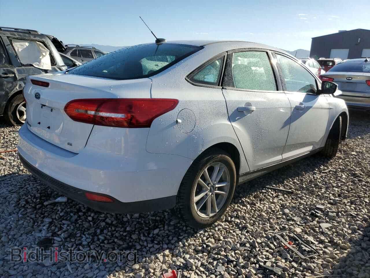 2017 FORD FOCUS - VIN: 1FADP3F2XHL271512 - Фото 3