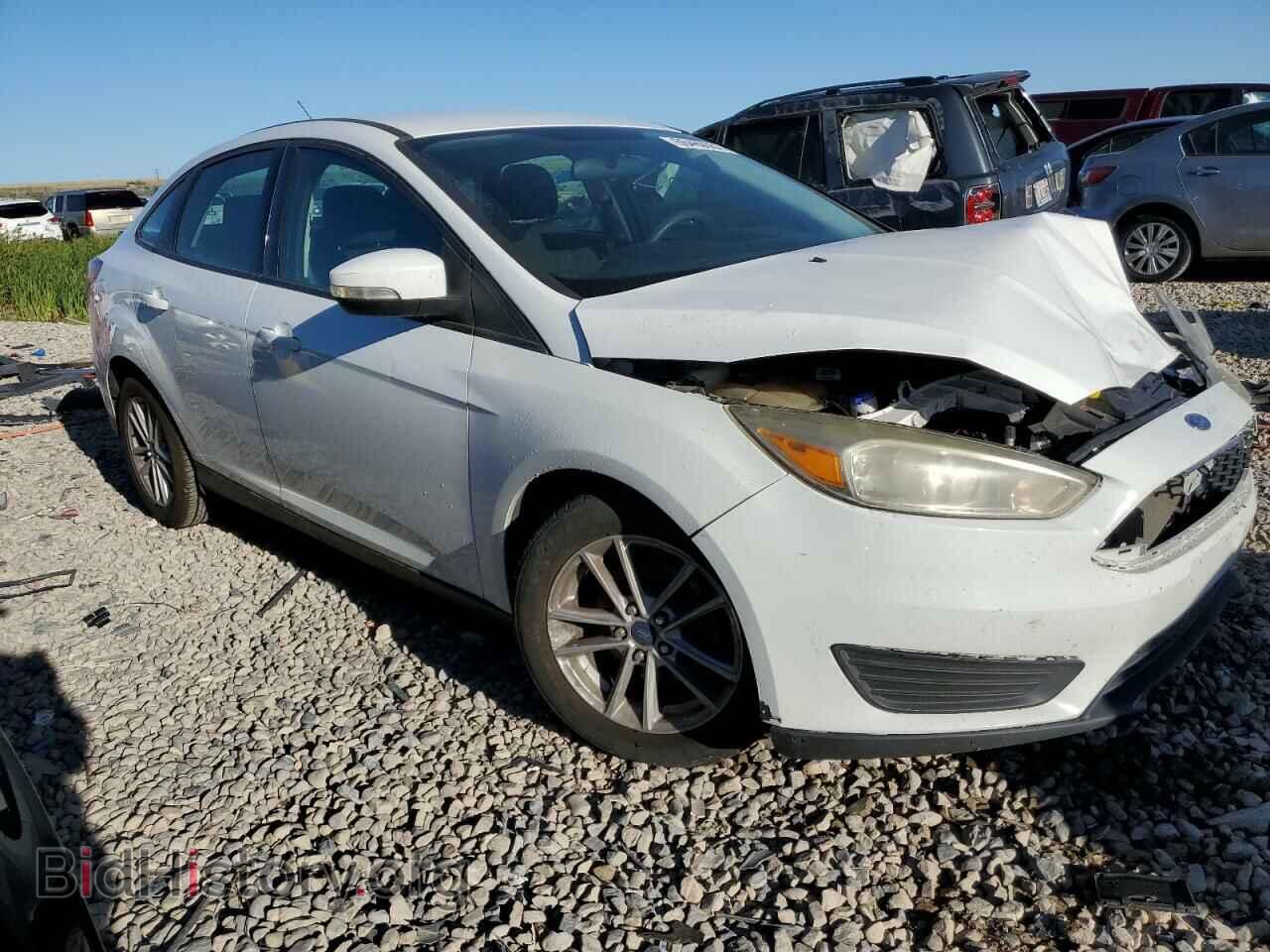 2017 FORD FOCUS - VIN: 1FADP3F2XHL271512 - Фото 4