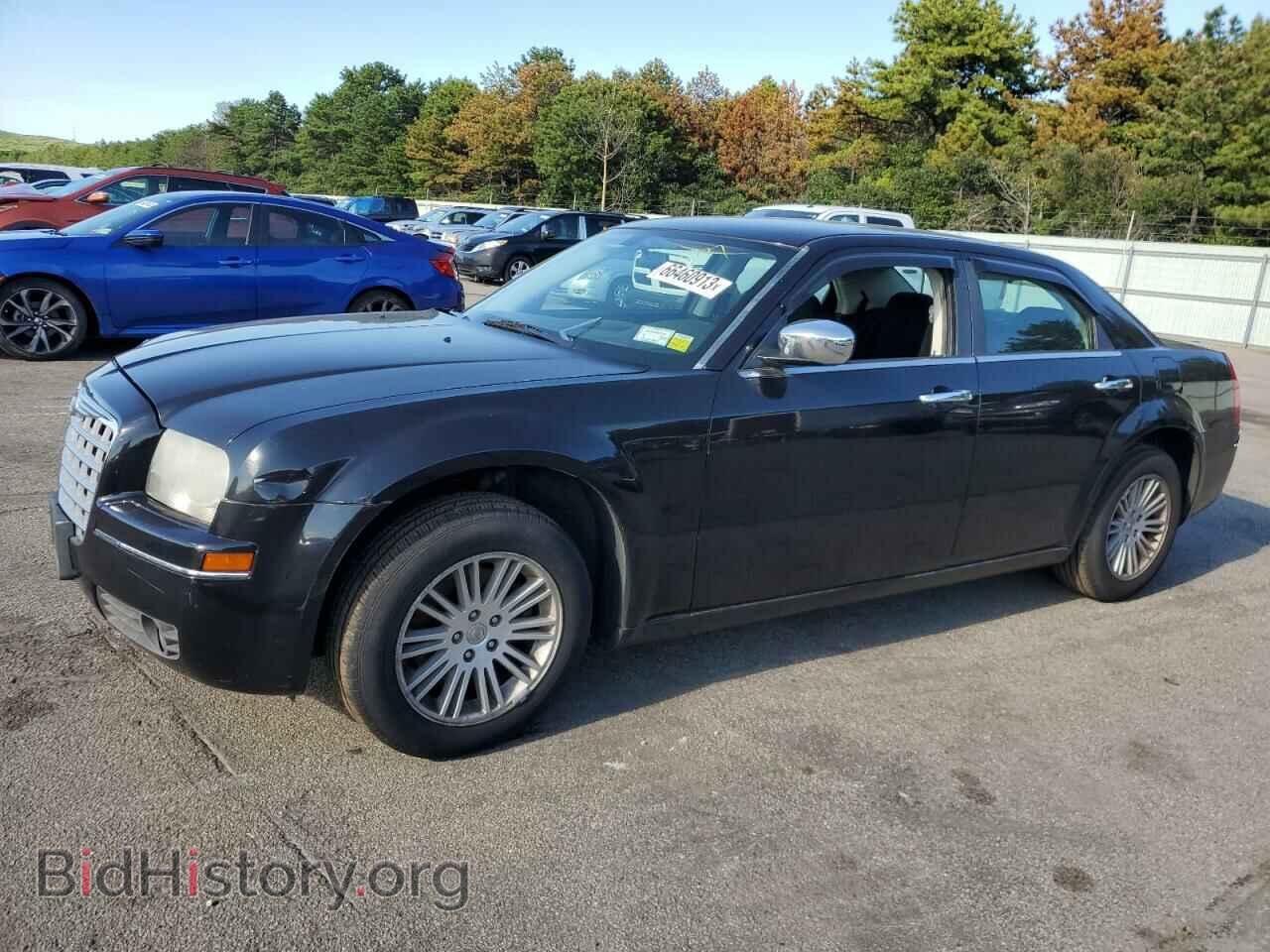 Photo 2C3CA4CD8AH101353 - CHRYSLER 300 2010