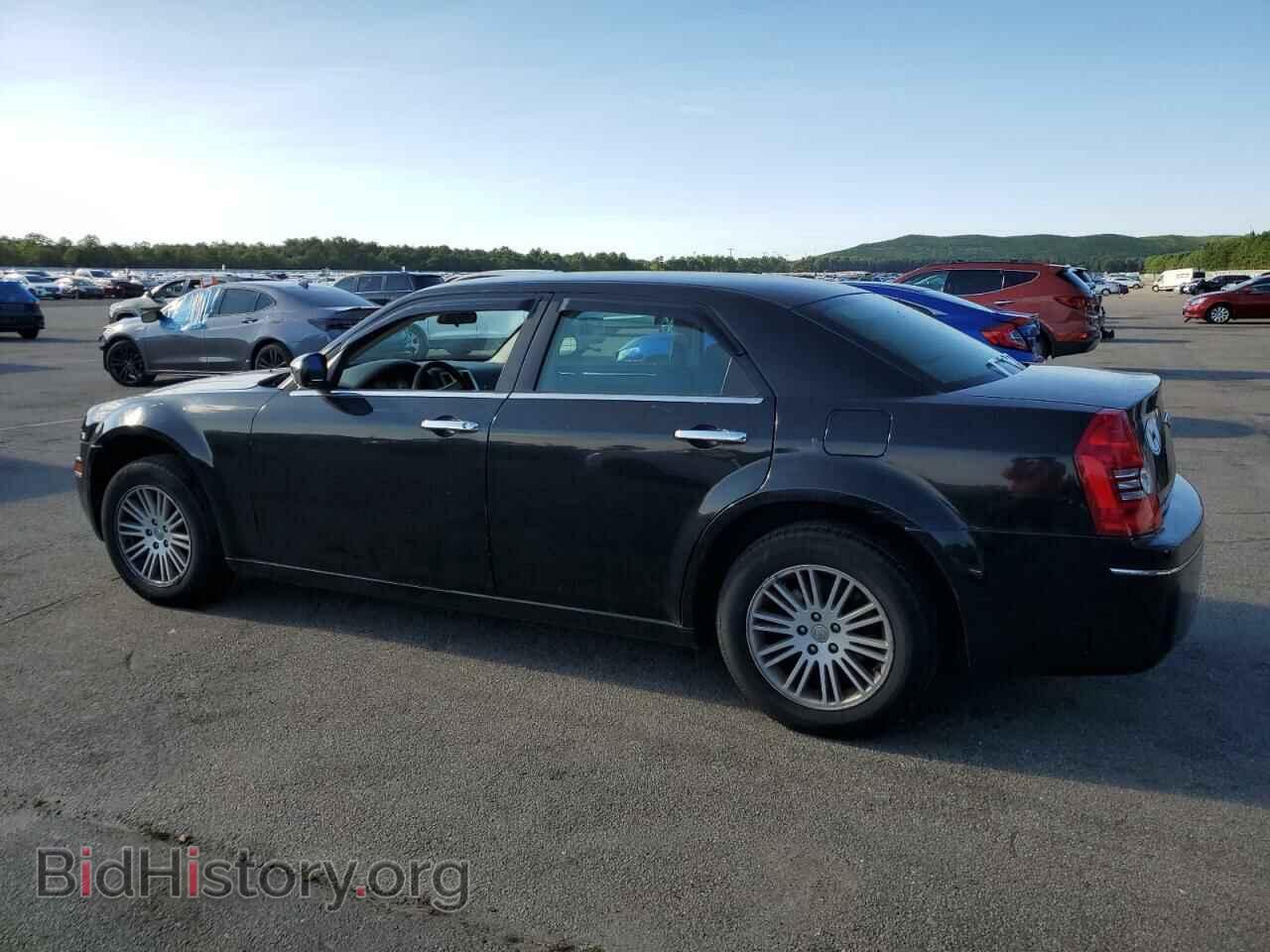 2010 CHRYSLER 300 - VIN: 2C3CA4CD8AH101353 - Фото 2