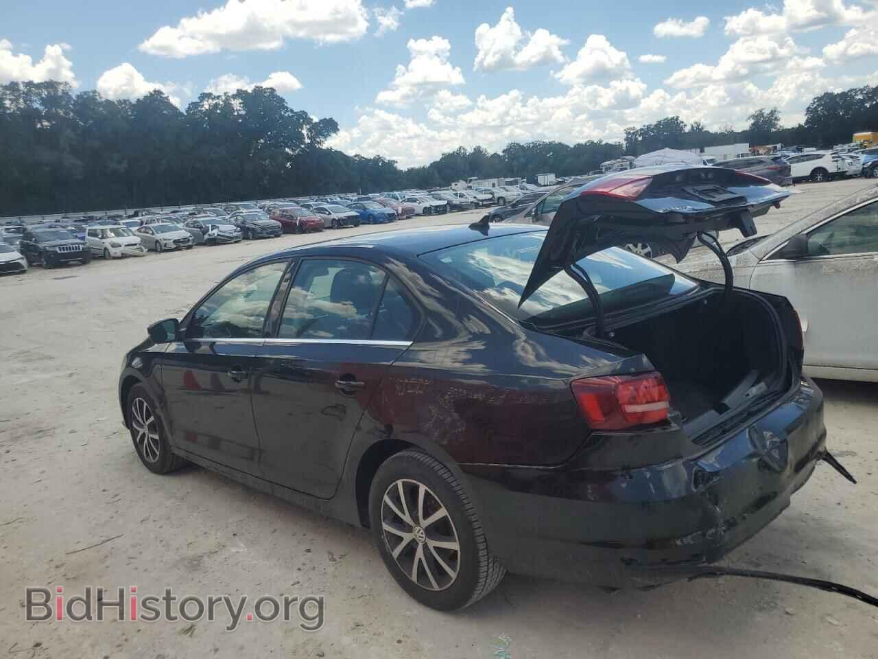 2018 VOLKSWAGEN JETTA - VIN: 3VWDB7AJ3JM260335 - Фото 2