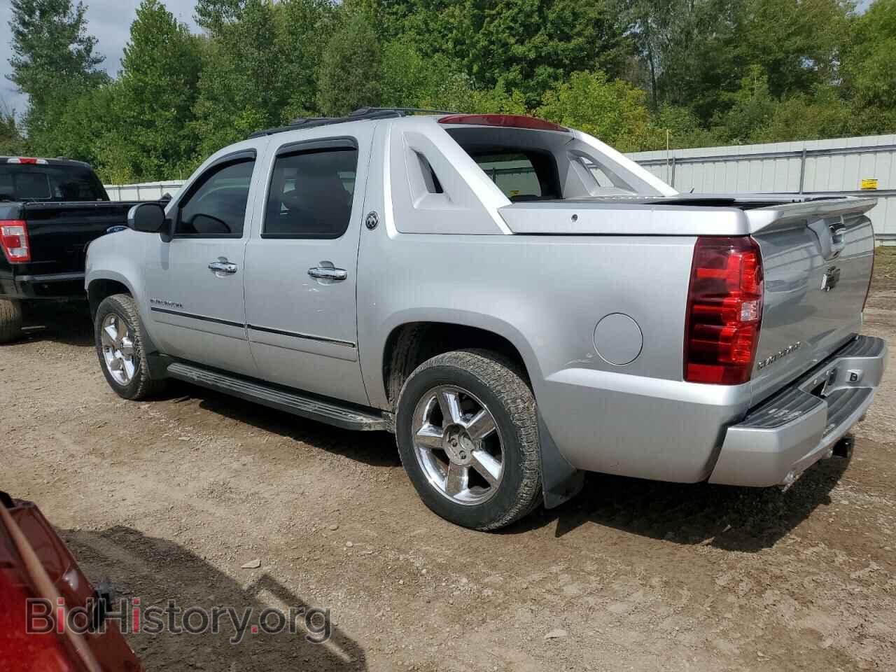 2013 CHEVROLET AVALANCHE - VIN: 3GNTKGE71DG332155 - Фото 2