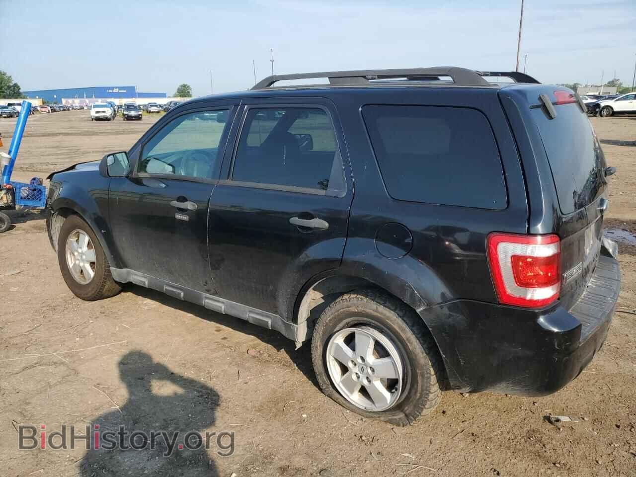 2010 FORD ESCAPE - VIN: 1FMCU0D73AKA46139 - Фото 2