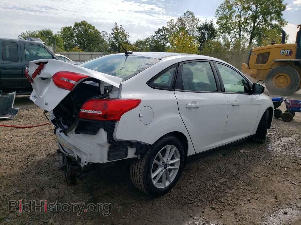 2017 FORD FOCUS - VIN: 1FADP3F28HL268804 - Фото 3