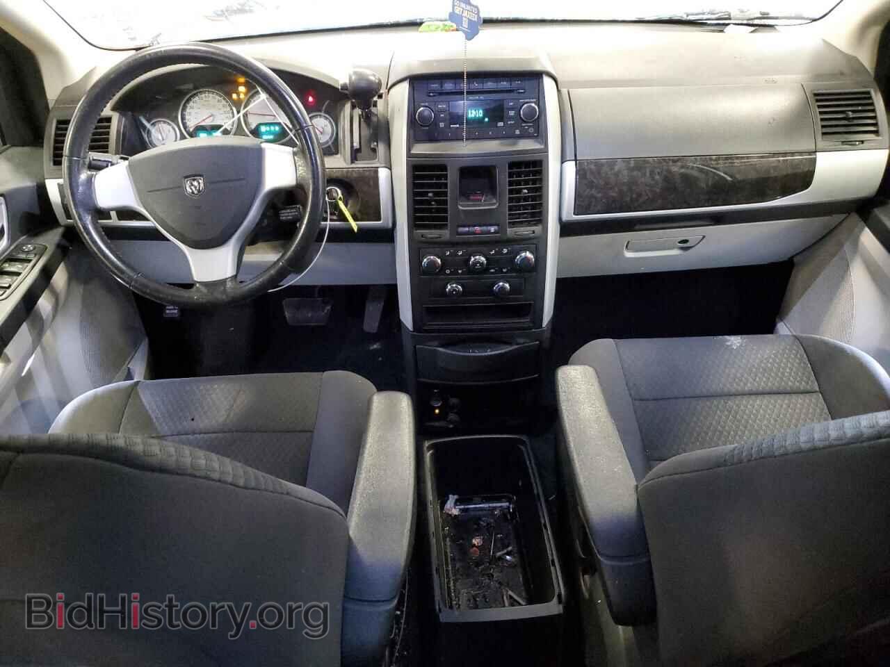 2010 DODGE CARAVAN - VIN: 2D4RN5D1XAR209975 - Фото 8
