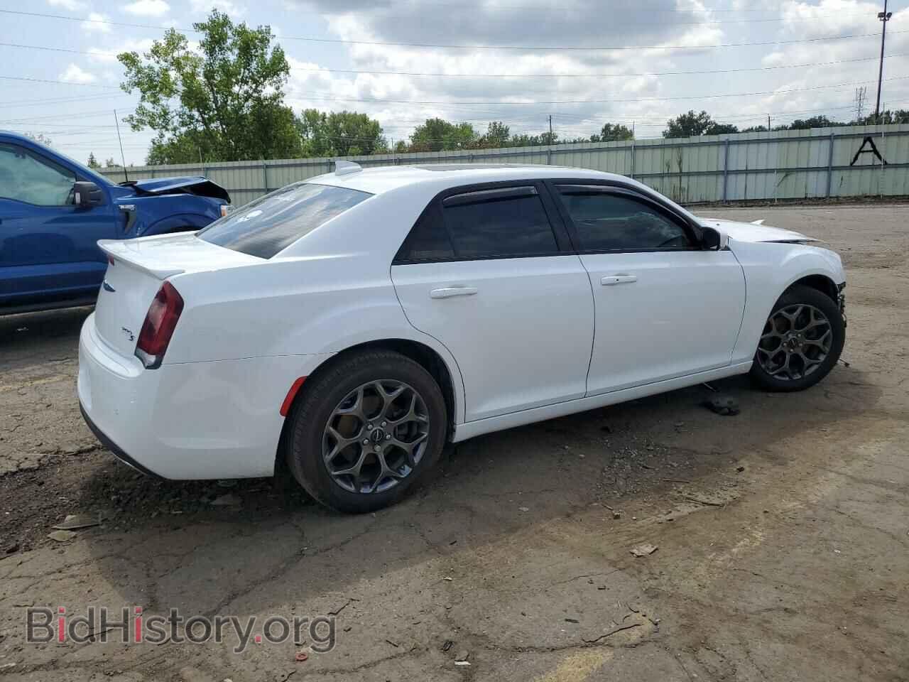 2017 CHRYSLER 300 - VIN: 2C3CCAGG2HH616615 - Фото 3