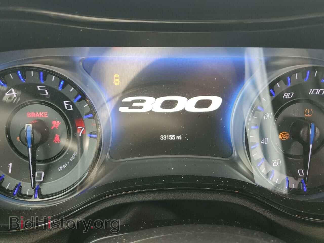 2017 CHRYSLER 300 - VIN: 2C3CCAGG2HH616615 - Фото 9