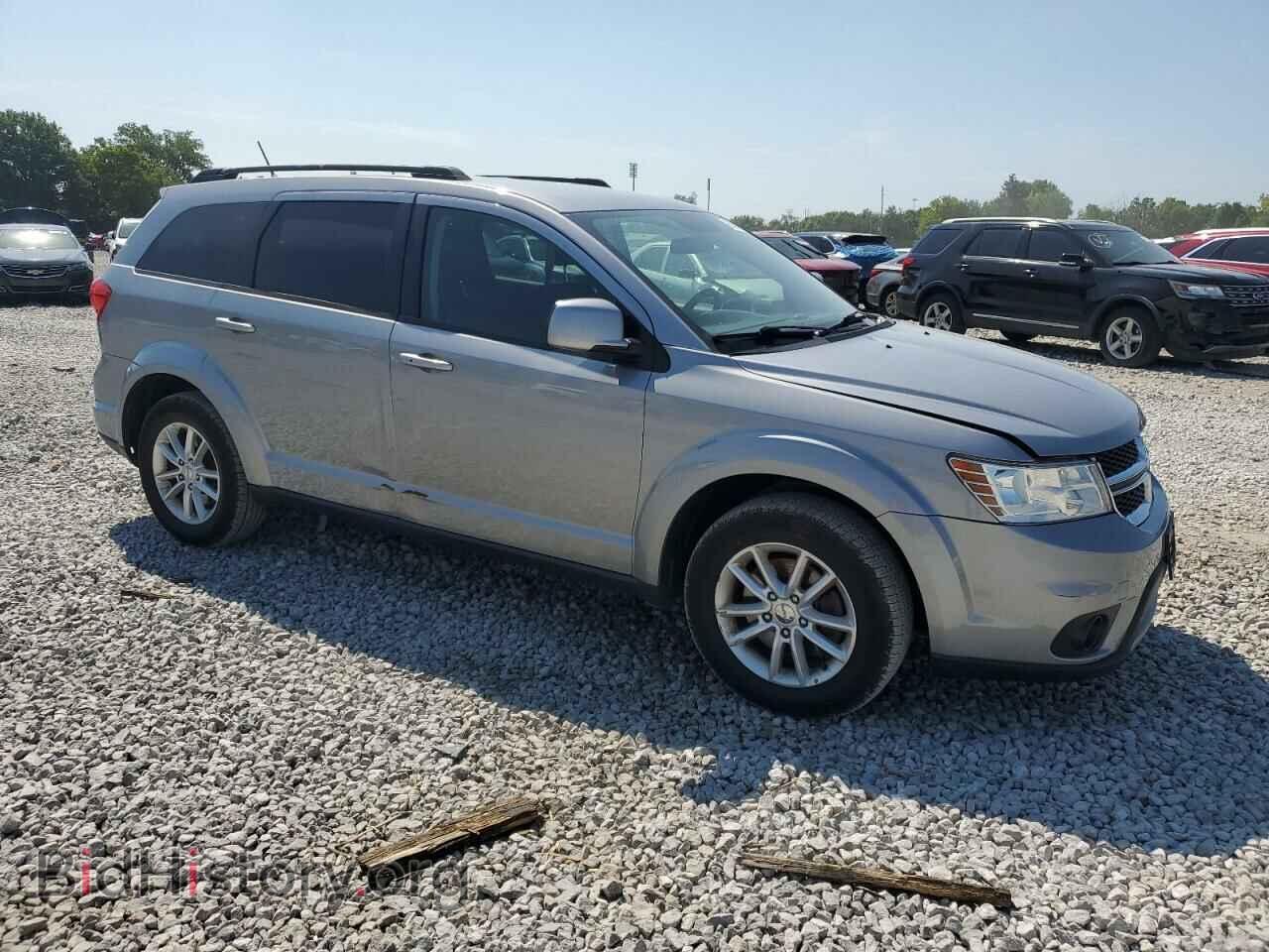 2017 DODGE JOURNEY - VIN: 3C4PDCBG2HT590960 - Фото 4