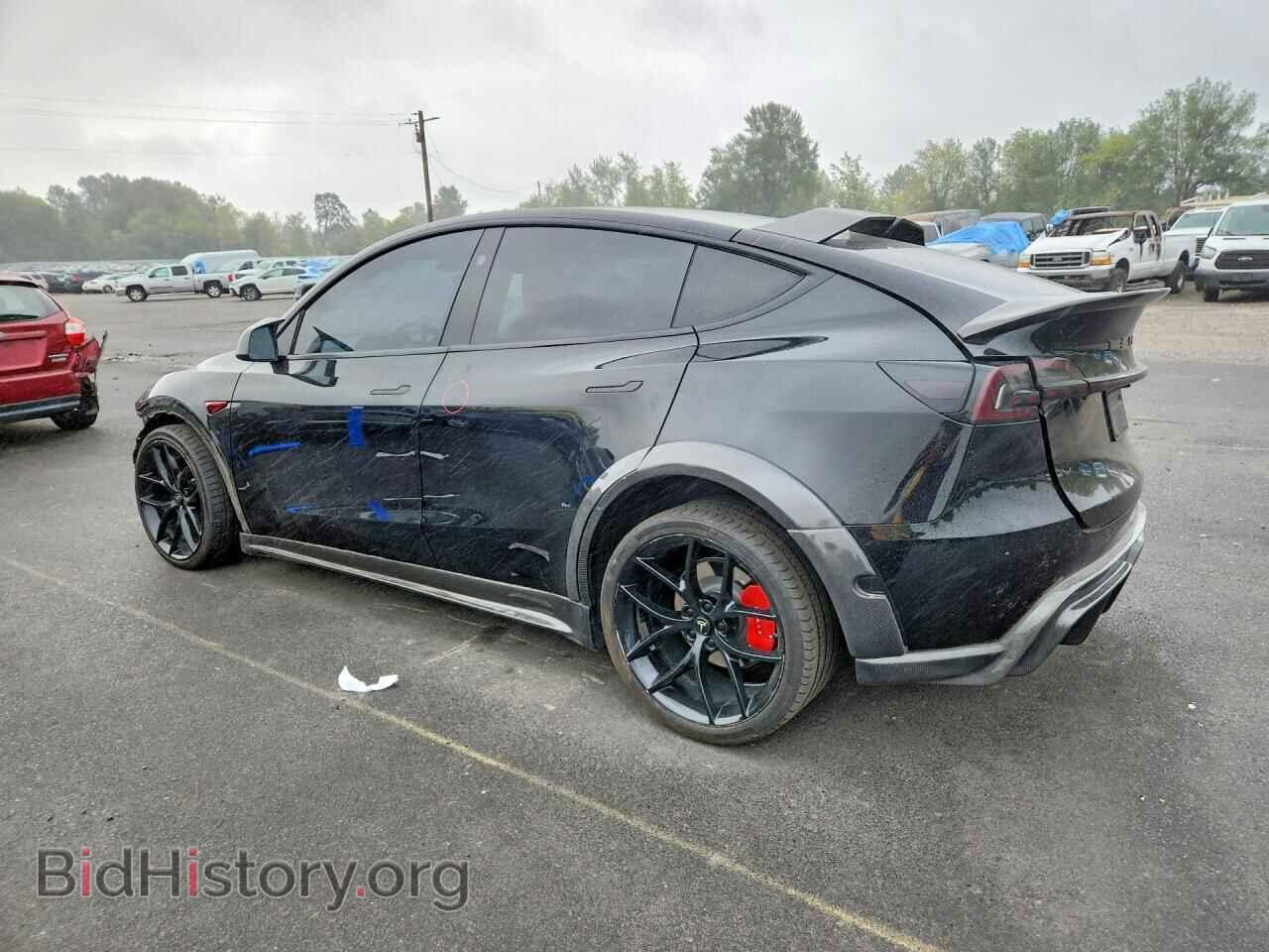 2023 TESLA MODEL Y - VIN: 7SAYGDEF7PF813708 - Photo 2