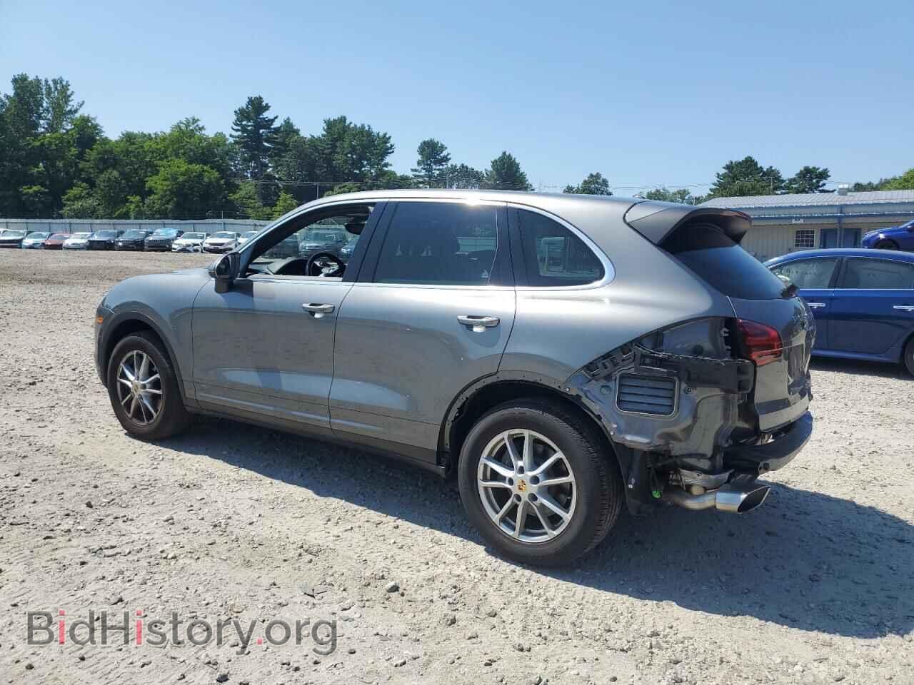 2017 PORSCHE CAYENNE - VIN: WP1AA2A28HKA91661 - Фото 2