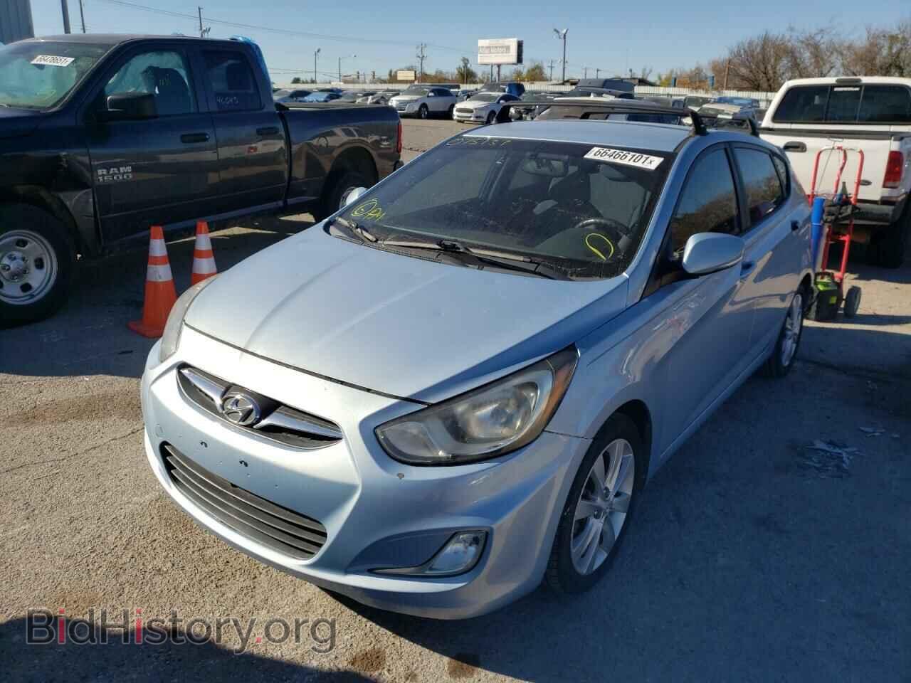 2013 HYUNDAI ACCENT - VIN: KMHCU5AE0DU075137 - Фото 2