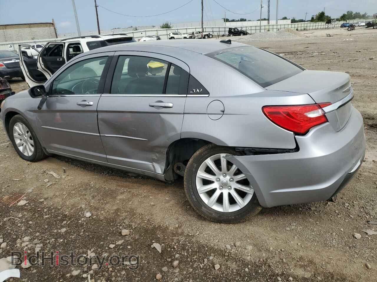 2014 CHRYSLER 200 - VIN: 1C3CCBBB2EN194964 - Фото 2