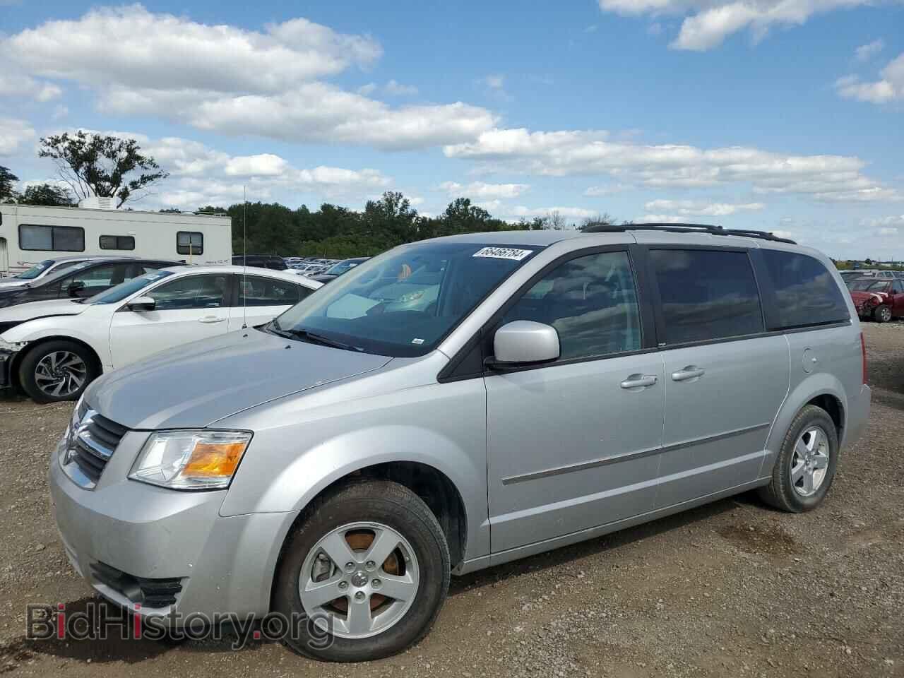 Photo 2D4RN5D1XAR297149 - DODGE CARAVAN 2010