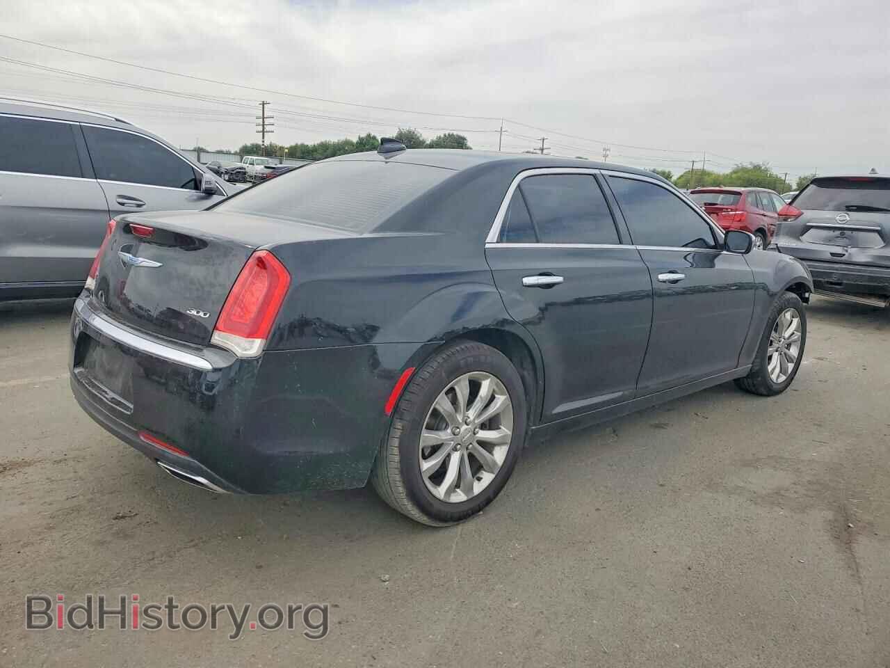 2018 CHRYSLER 300 - VIN: 2C3CCAKG6JH268427 - Фото 3