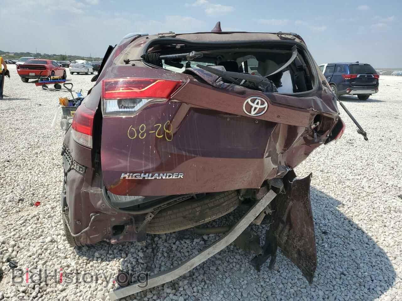 2018 TOYOTA HIGHLANDER - VIN: 5TDKZRFH9JS276708 - Photo 6