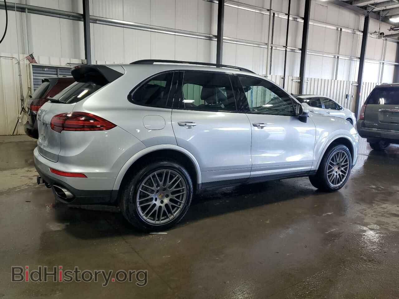 2017 PORSCHE CAYENNE - VIN: WP1AA2A22HKA87640 - Фото 3