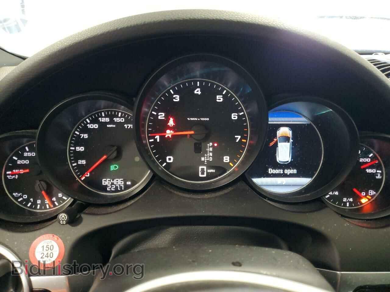 2017 PORSCHE CAYENNE - VIN: WP1AA2A22HKA87640 - Фото 9