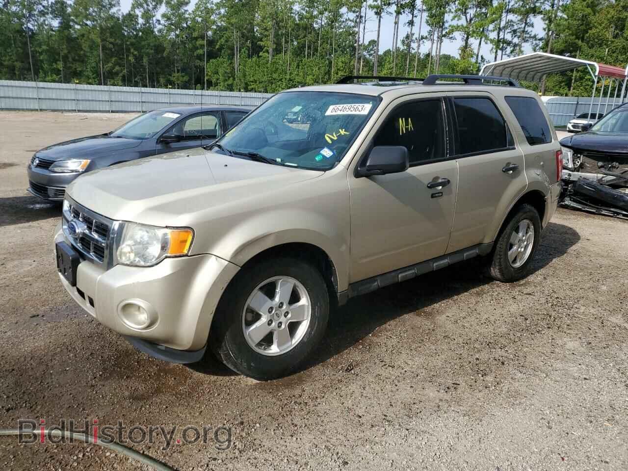 Фотография 1FMCU0DG3BKB23660 - FORD ESCAPE 2011