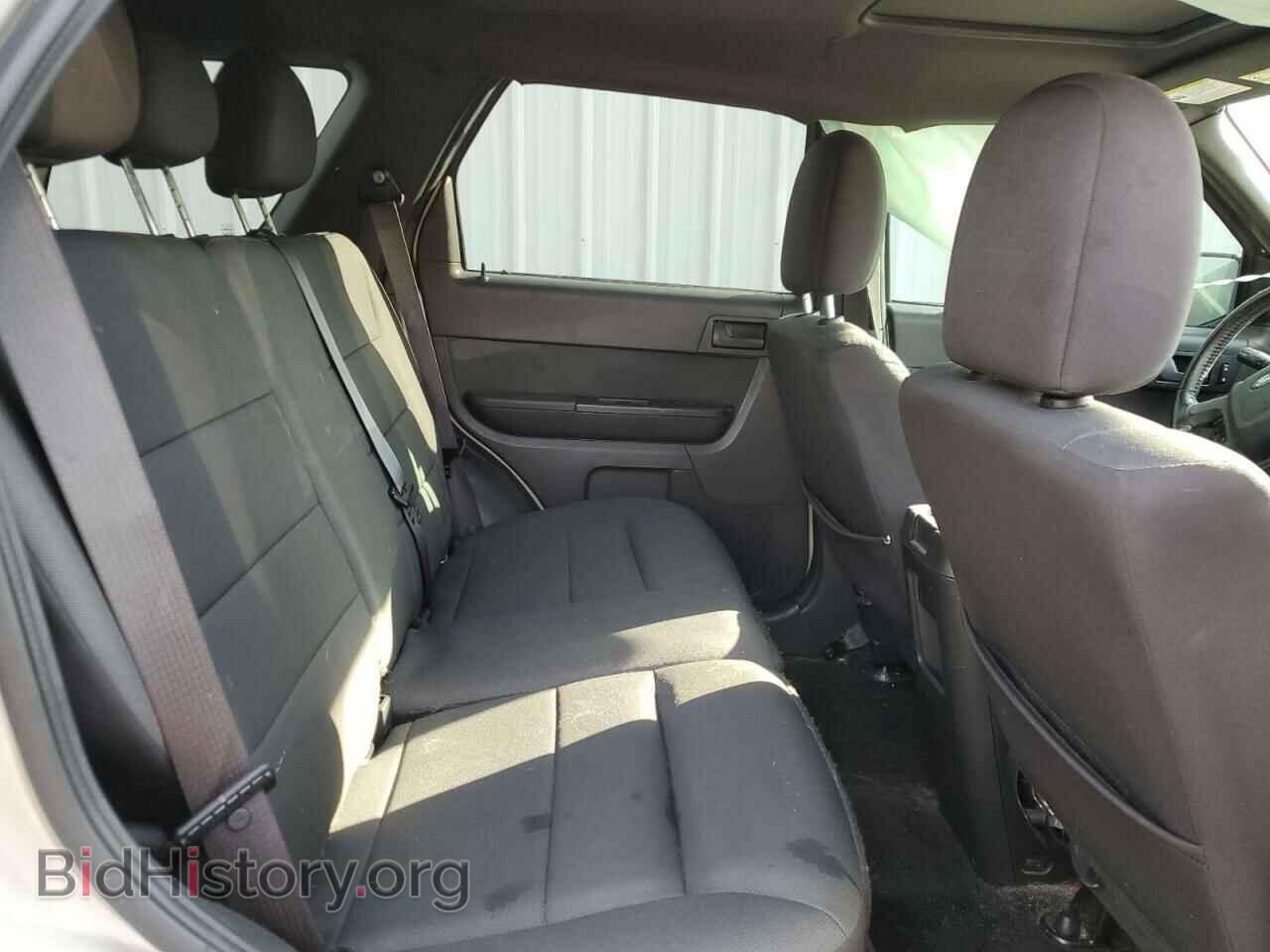 2011 FORD ESCAPE - VIN: 1FMCU0DG3BKB23660 - Фото 11